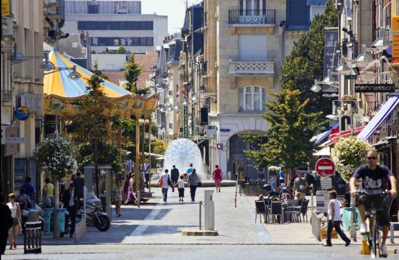 Coeur De Reims Logement Entier Apartment ภายนอก รูปภาพ